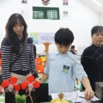 MEMBANGUN FONDASI LITERASI DAN IMAJINASI