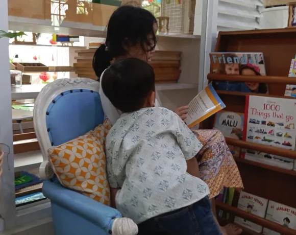 Merayakan Pustakawan