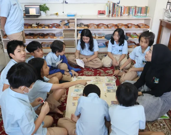 Membangun Kemandirian Anak Sejak Dini